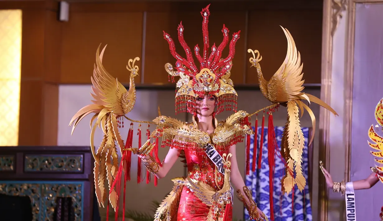 Finalis Puteri Indonesia 2018 Busana Tradisional