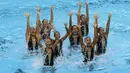 Tim renang indah Indonesia beraksi di nomor Team Technical & Free Routine SEA Games 2015. (Bola.com/Arief Bagus)