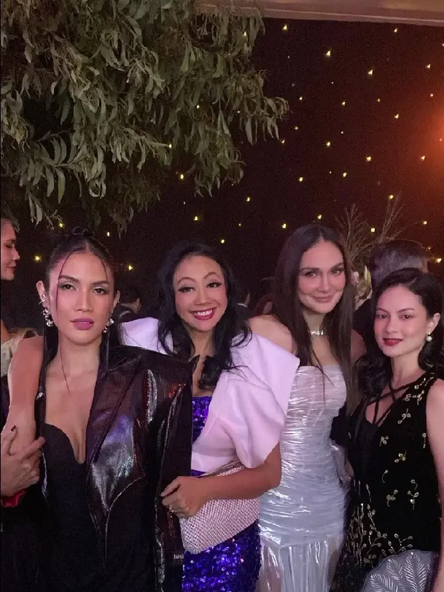 Potret Asri Welas di Anniversary Manoj Punjabi (credit: instagram/asri_welas)
