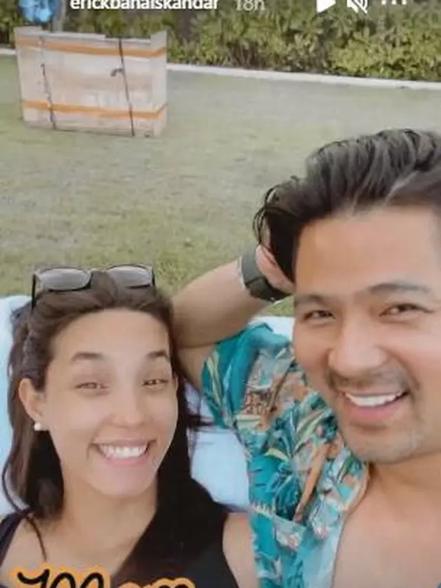 Umumkan Kehamilan, Ini 7 Kemesraan Erick Iskandar dan Vanessa Lima Usai Menikah