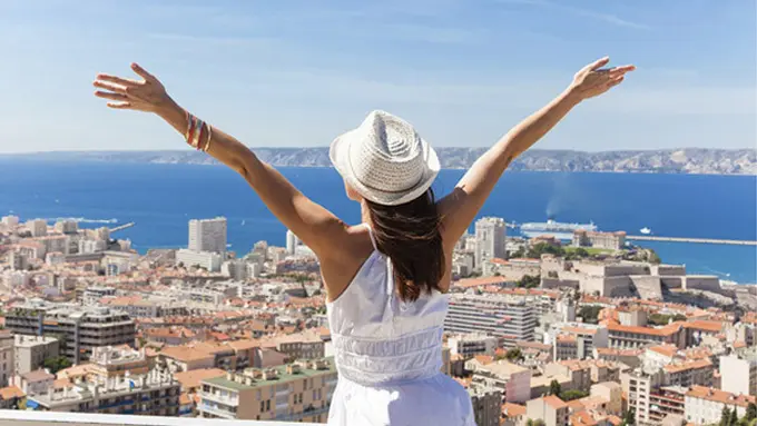 Promo Diskon Hotel Hingga 80%? Liburan Akhir Tahun Makin Hemat