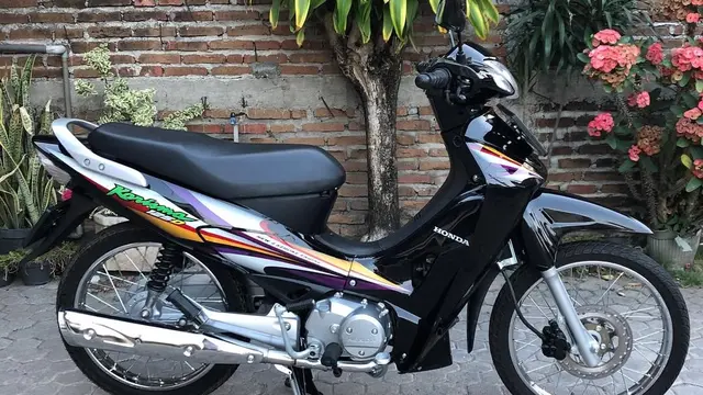 Honda Karisma