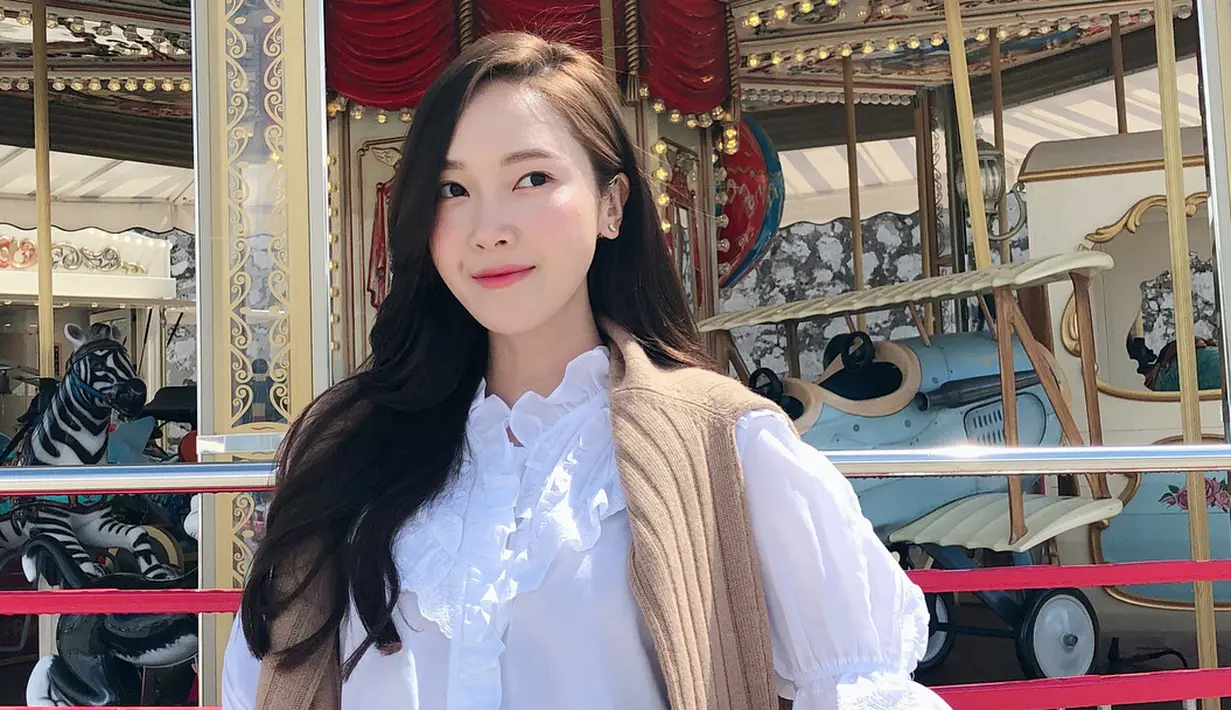 Seperti diketahui, Jessica Jung bekerja sama dengan United Talent Agency yang merupakan salah satu agensi di Amerika Serikat. Ia mengaku tidak ingin membatasi kariernya hanya di satu negara tertentu. (Foto: instagram.com/jessica.syj)