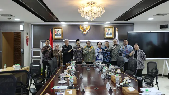 Kemensos dan Kemenekraf Kolaborasi Susun Kurikulum Kreatif untuk Sekolah Rakyat