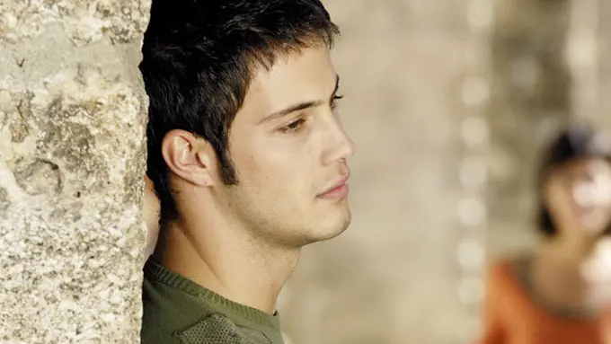 (c) shutterstock.com