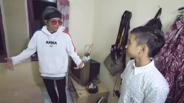 6 Potret Rumah Artis Tik Tok Bowo Alpenliebe, Luas dan Sejuk