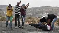 Rekaman Kejamnya Polisi Israel Menyamar Pukuli Pemuda Palestina (AFP)