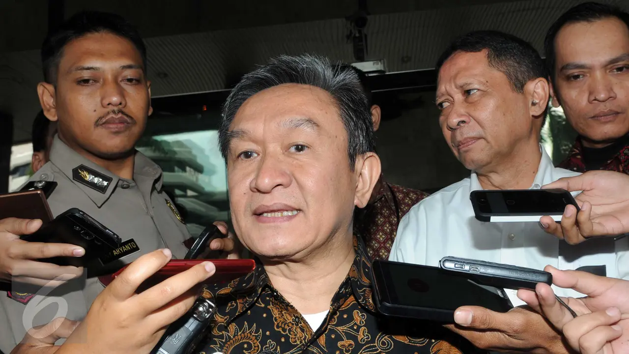 20160205- RJ Lino Bungkam Usai Diperiksa KPK-Jakarta- Helmi Afandi