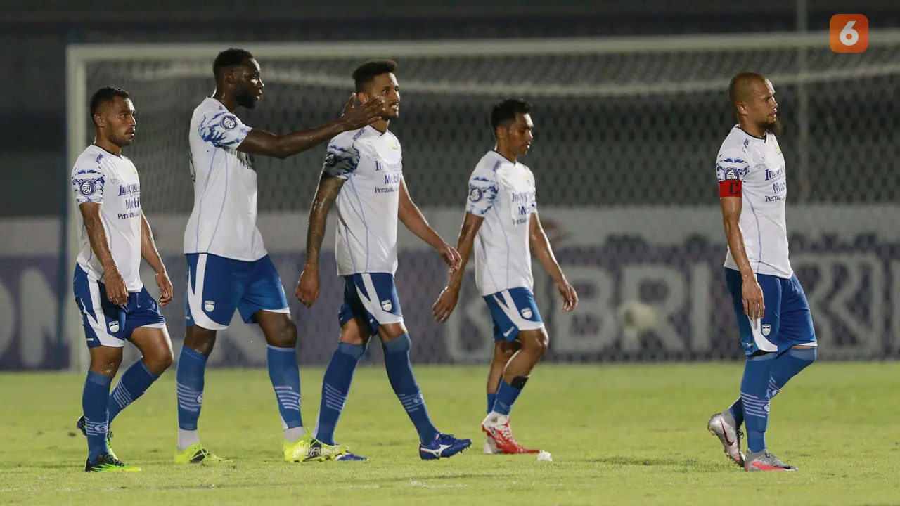 Foto: Tampil Spartan, 10 Pemain Bali United Tahan Imbang Persib Bandung di BRI Liga 1