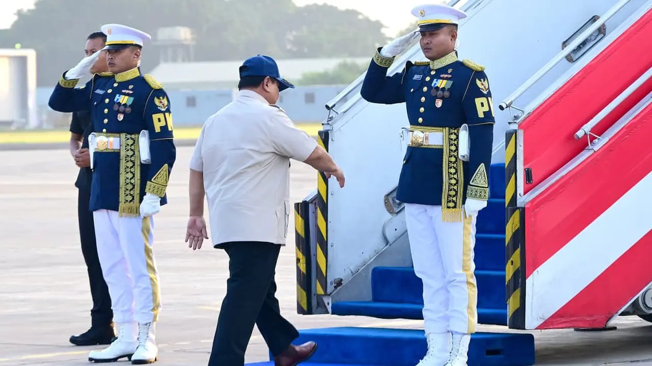 Presiden Prabowo Subianto bertolak menuju wilayah terdampak bencana banjir di Pulau Sumatra.