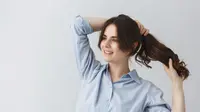 5 Manfaat Air Mawar untuk Rambut untuk Menjaga Kesehatan Kulit Kepala Secara Alami