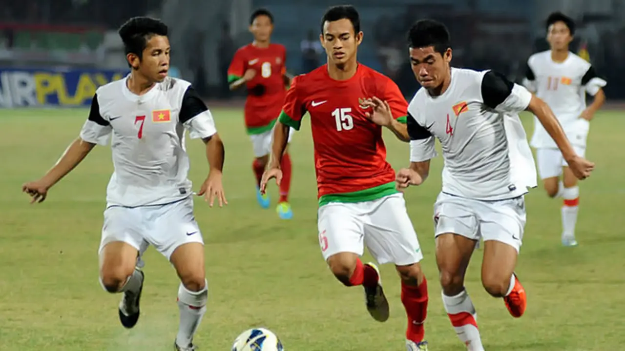ina-vs-vietnam-130922c.jpg