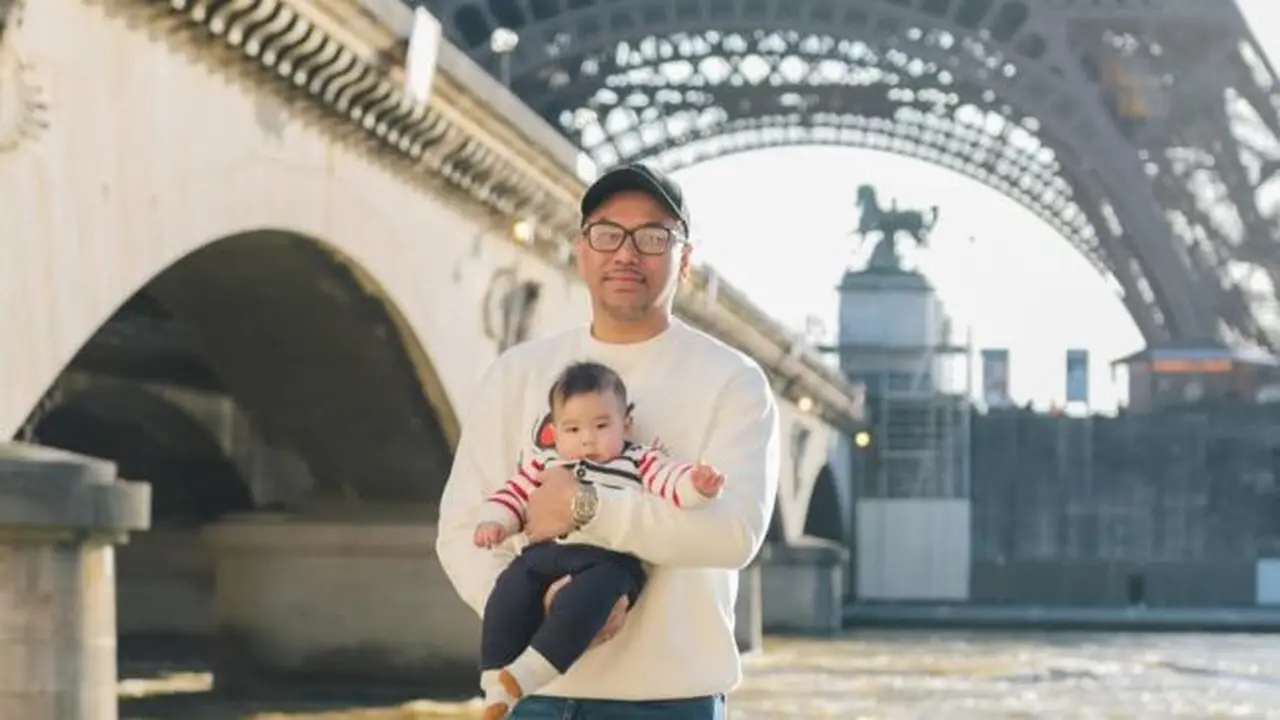 Potret Ganteng Elhanan Lasroha Anak Sammy Simorangkir dan Viviane (instagram/sammysimorangkir, instagram/viv_viviane)