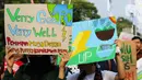 Aksi bertajuk 'Power Up' ini digelar untuk mendesak para Calon Presiden (Capres) 2024 mendeklarasikan komitmen yang kuat dalam penanganan krisis iklim. (Liputan6.com/Herman Zakharia)