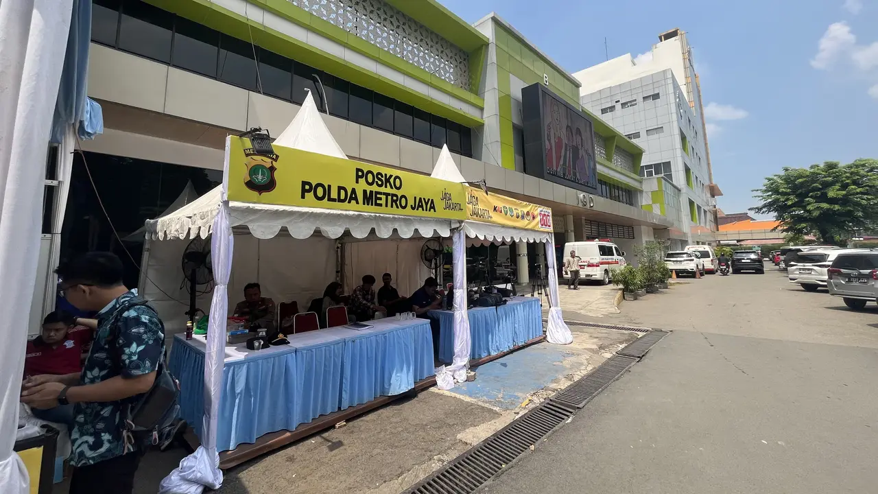RSUD Cahsbullah Abdulmajid (CAM) Kota Bekasi, Jawa Barat (Jabar) menjadi lokasi rujukan para korban luka.