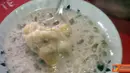 Citizen6, Purwokerto: Es Kombinasi durian ini lezatnya mungkin tidak ada yang bisa menandinginya, jajanan murah meriah tapi syarat gizi hanya ada di depan GOR Satria Purwokerto. (Pengirim: Soetapraja)

