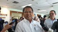 Menkominfo Rudiantara saat ditemui di Kampus Universitas Al-Azhar Indonesia, Jakarta, Rabu (21/3/2018). (Liputan6.com/ Agustin Setyo W)