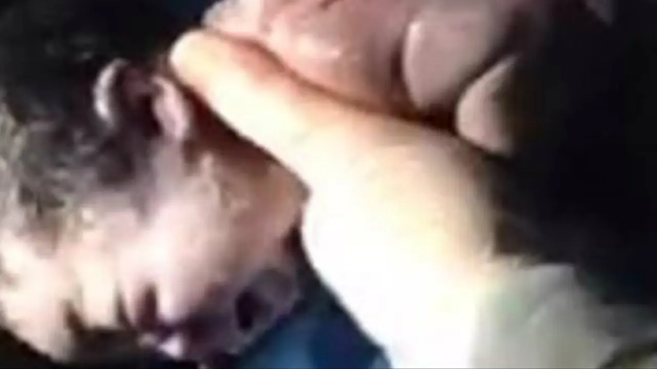 Momen Langka Bayi Lahir Terbalut Kantung Ketuban