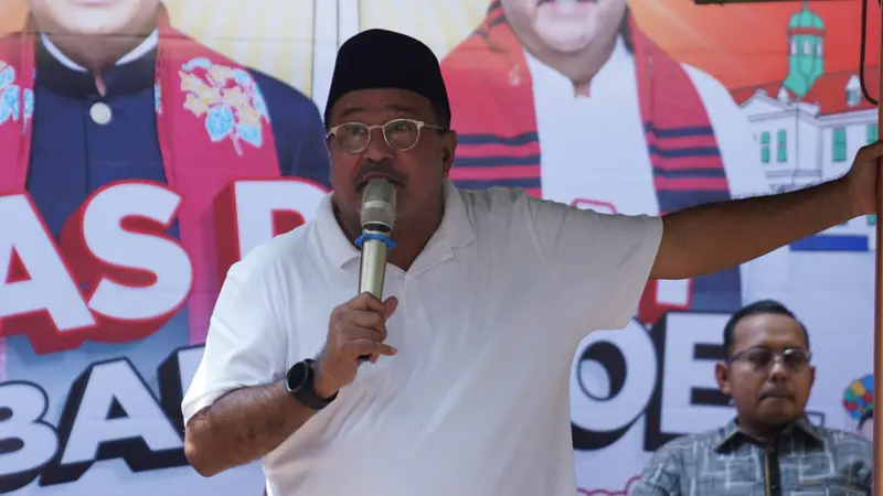 Bakal wakil calon gubernur Jakarta dari PDIP Rano Karno (Alma Fikhasari/Merdeka.com)