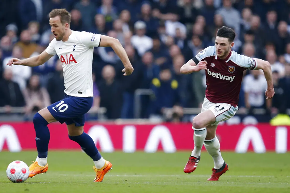 FOTO: Tottenham Hotspur Gusur MU Keluar 5 Besar Klasemen Liga Inggris