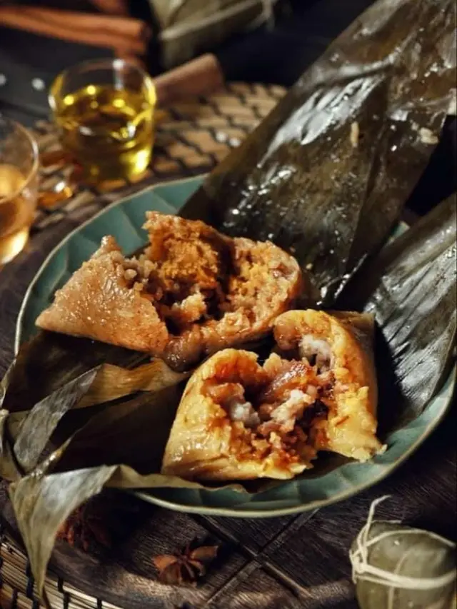 Bisa Pilih Isian Ayam atau Pork