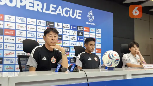 Shin Tae-yong dan Rizky Ridho - Persija