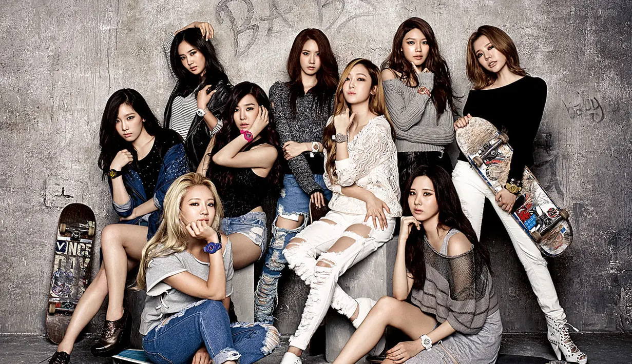 Siapa sih yang tak kenal dengan SNSD, girlband asal Korea ini merupakan girlband paling awet. SNSD sendiri merupakan kepanjangan dari Sonyeo Sidae. Sonye artinya Girls dan Sidae artinya Generasi. (Foto: Allkpop.com)