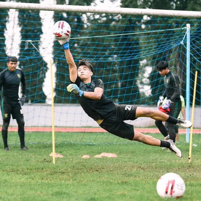 5 Momen Ernando Ari Latihan Bersama Persebaya, Penuh Semangat
