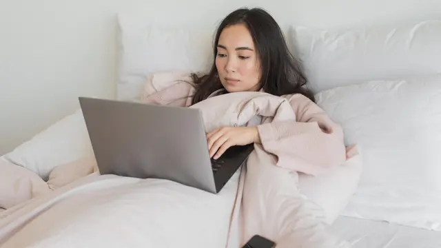 Melewatkan Adegan Tertentu Pada Film