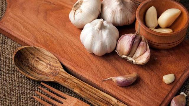 Bangkitkan Gairah Seksual dengan Bawang Putih