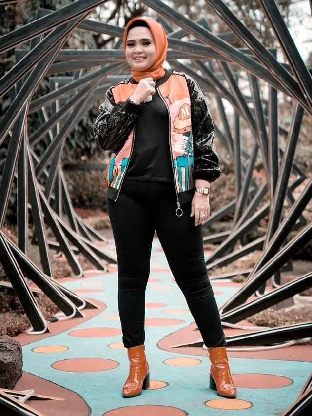 Neng Dessy. (Foto: Dok. Instagram @nengdessy___)