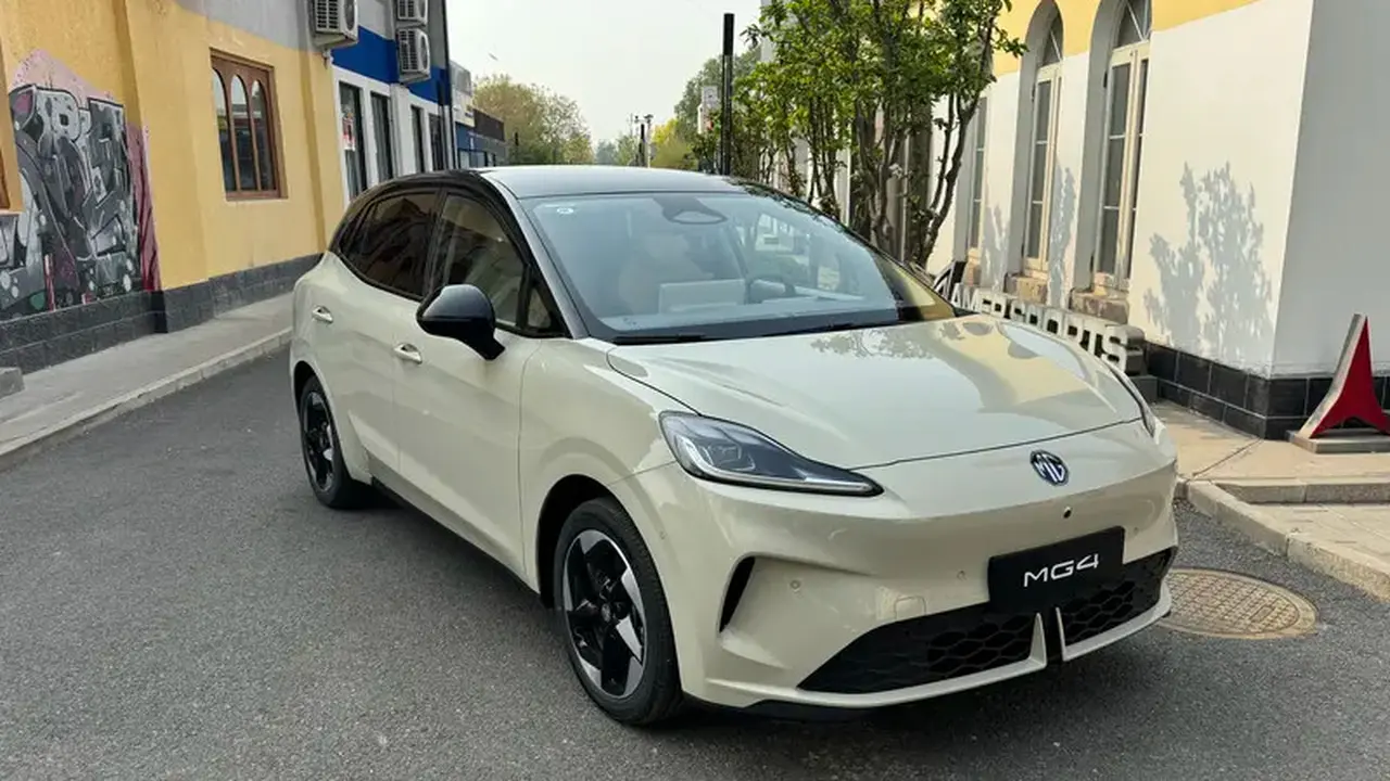 MG4 2026 Debut di Beijing Auto Show 2026, Jarak Tempuh Lebih Jauh (Carnewschina)