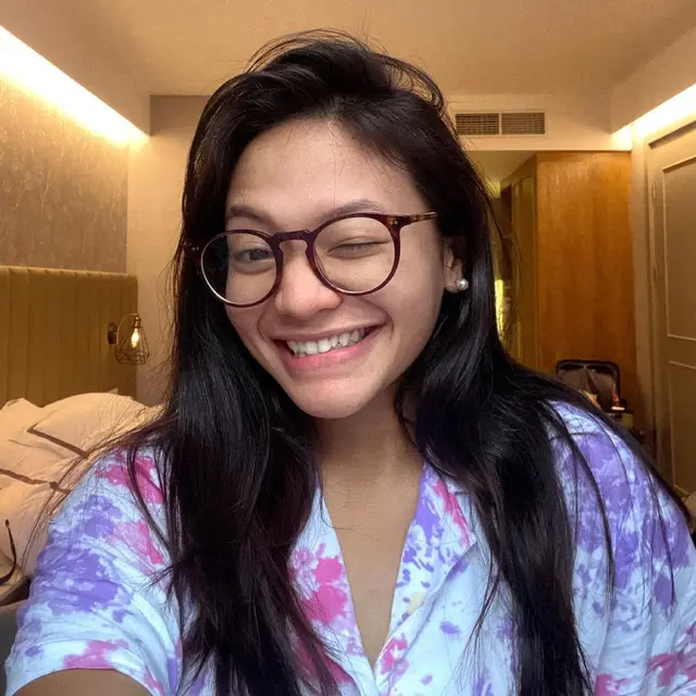 7 Potret Amel Carla Tanpa Makeup, Banjir Pujian