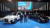 BMW Group Indonesia meluncurkan sejumlah model baru di GIIAS 2022. (Septian/Liputan6.com)