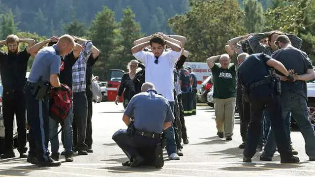 News Flash : Teror Penembakan di Kampus Oregon  