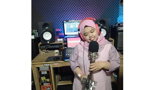 Lagu 'Keke Bukan Boneka' Jadi Trending, Ini 7 Potret Dibalik Layar Video Klip Kekeyi