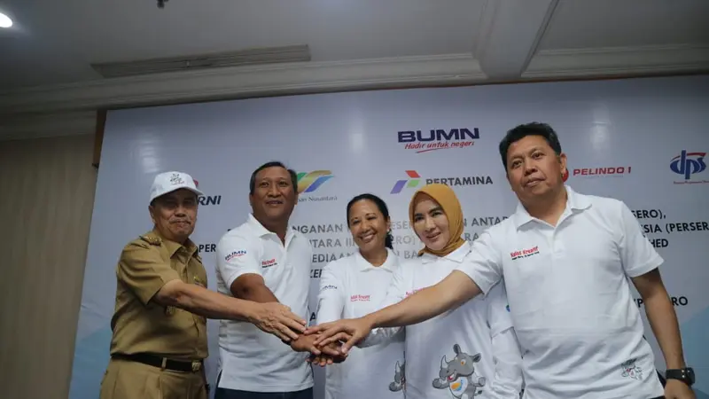 Pertamina, RNI dan PTPN III menandatangani Nota Kesepahaman terkait kerjasama penyediaan bahan baku crude palm oil (CPO), Refined Bleached Deodorized Palm Oil (RBDPO) dan Bio Ethanol. Dok Kementerian BUMN