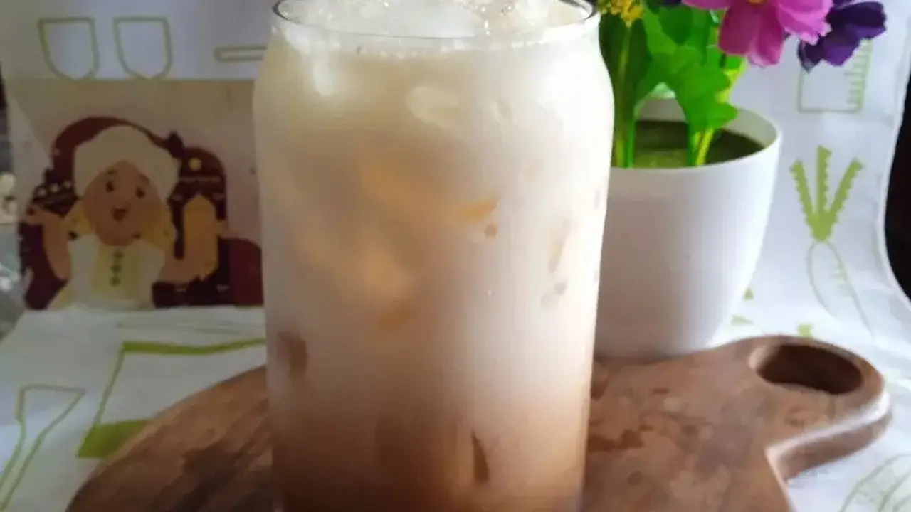 Resep roasted milk tea yang viral di TikTok. (dok. Cookpad @cook_9077665)