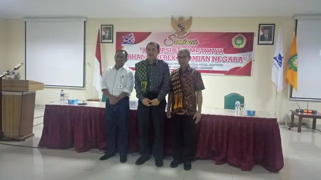 Wakil Ketua KPK Saut Situmorang di Universitas Nusa Cendana