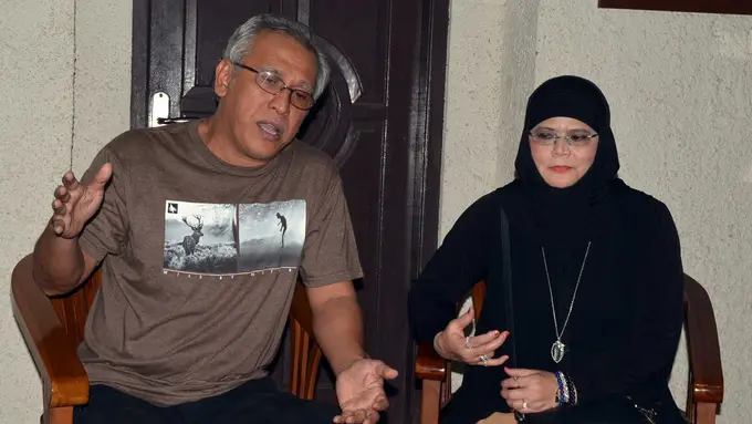 [Bintang] Video: Iwan Fals Dedikasikan Album untuk Istri