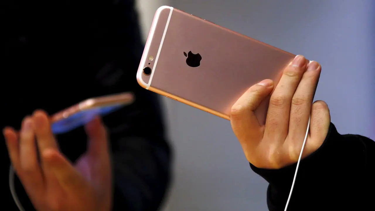 20150925-Penjualan-i-phone-6S-plus