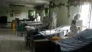 Suasana di ruang Hemodealisa atau cuci darah usai Gempa 6,9 SR di RSUD Banyumas, Jawa Tengah (15/12). Pasien Cuci Darah Dipindahkan ke Sejumlah Rumah Sakit di Purwokerto. (Liputan6.com/Pool/Mufied Majnun/Humas RSUD Bms)