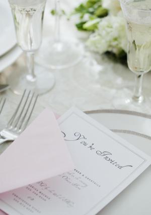 Jangan Buang Undangan Pernikahanmu Simpan Sebagai Kenangan