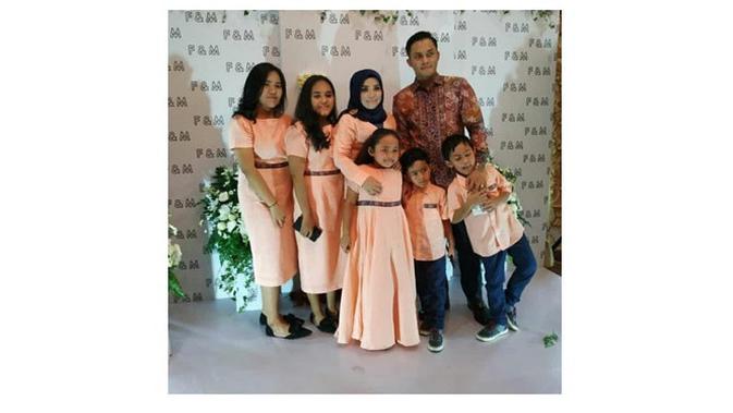 Fadel-Muzdalifah (Sumber: Instagram/muzdalifah999)