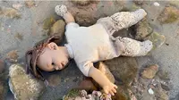 Sang Anak Ambil Boneka di Pantai, Keluarga Wanita Ini Diikuti Makhluk Halus (Sumber: mStar)