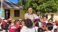 Dr Gia Pratama Dapat Kejutan Ulang Tahun Saat Jadi Relawan di NTT