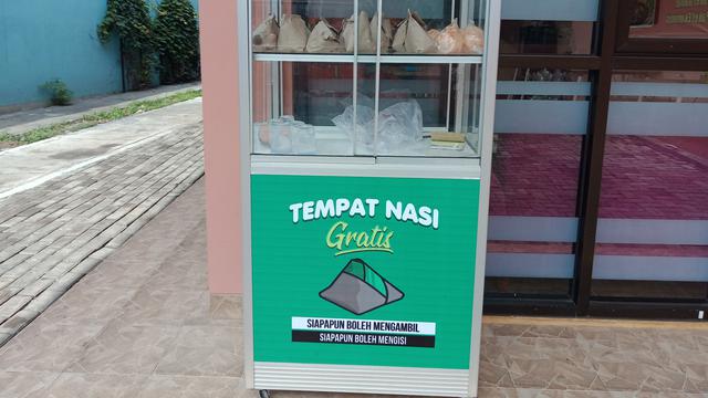 Unduh 4500 Koleksi Gambar Etalase Nasi Paling Bagus Gratis