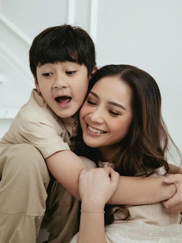 Potret keluarga Raffi Ahmad dan Nagita Slavina sambut lebaran bareng anak-anak (Sumber: Instagram/@saptodjojokartiko)
