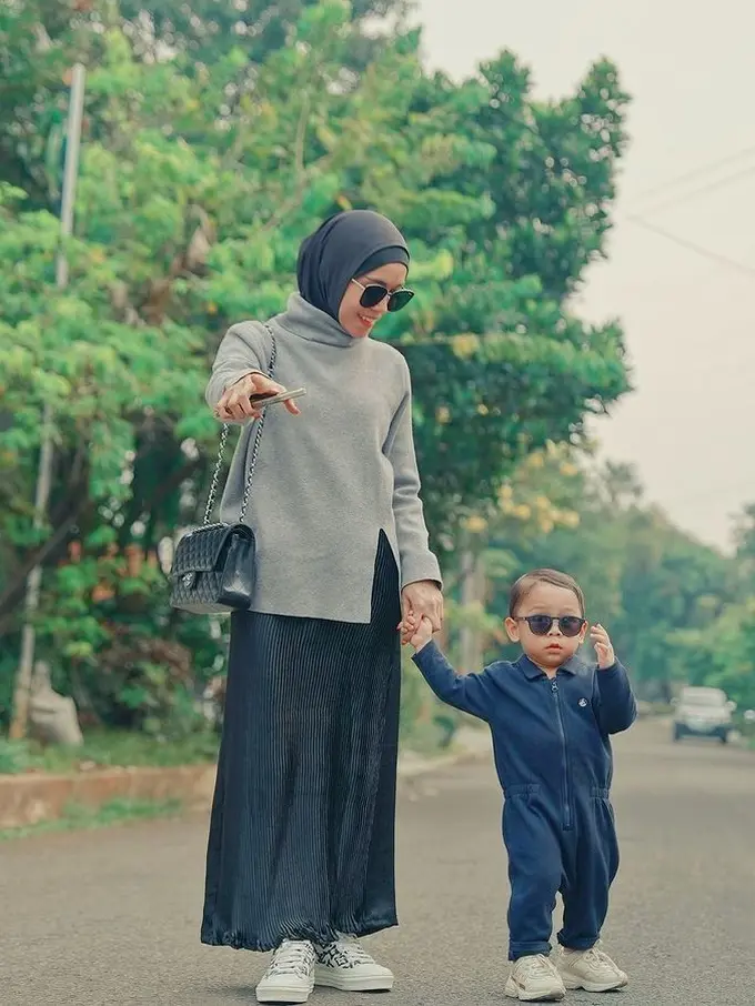 Video Tangisan Lesti Bikin Gempar, Ternyata Air Mata Bahagia Menyambut Shopee Live Perdananya!