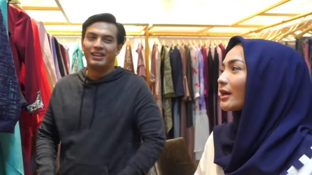 6 Potret  Butik Imel PC Menjual Ragam Pakaian  Muslimah  